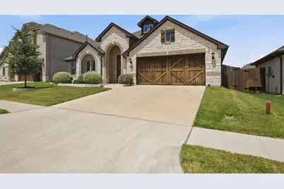540 Ramon Street, Burleson, TX 76028 - Photo 2