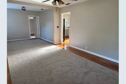 1401 S Oak Street, Arlington, TX 76010 - Photo 2