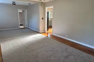 1401 S Oak St, Arlington, TX 76010 - Photo 2