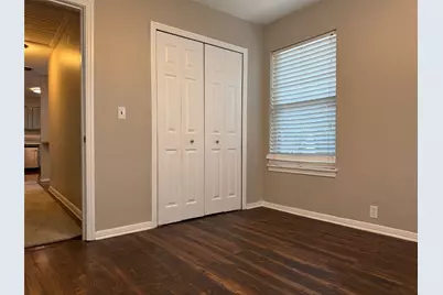 1401 S Oak Street, Arlington, TX 76010 - Photo 10