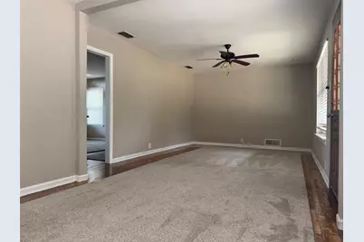 1401 S Oak Street, Arlington, TX 76010 - Photo 4