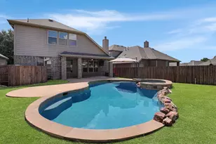 1907 Hidden Fairway Dr, Wylie, TX 75098 - Photo 2