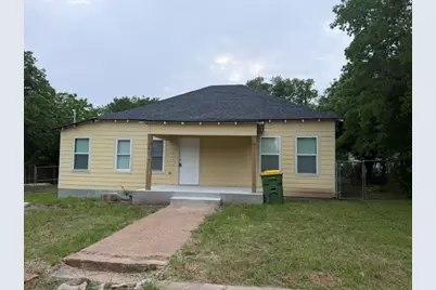 405 E Evans Street, Hearne, TX 77859 - Photo 1