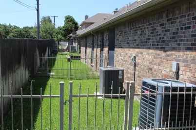 1230 Woodland Park Drive, Hurst, TX 76053 - Photo 18