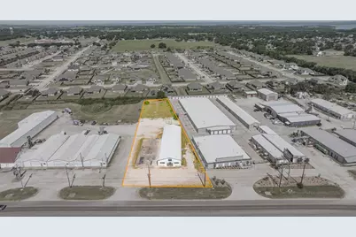 930 N Highway 377, Pilot Point, TX 76258 - Photo 2