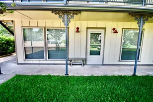 202 E Oak St, Weatherford, TX 76086 - Photo 1