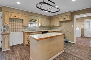 596 Saffle Rd, Robinson, TX 76706 - Photo 6