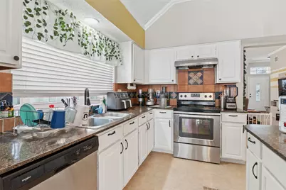 804 Clover Hill Lane, Cedar Hill, TX 75104 - Photo 4