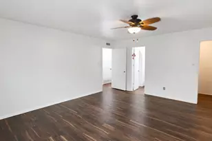 6703 Forestview Dr, Arlington, TX 76016 - Photo 4
