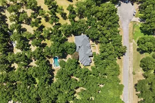 7405 Fox Fire Ct, Granbury, TX 76049 - Photo 38