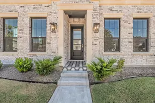 305 Sunset Ln, Fort Worth, TX 76114 - Photo 2