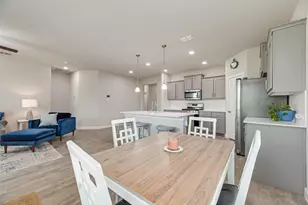 517 Frenchpark Dr, Fort Worth, TX 76052 - Photo 14