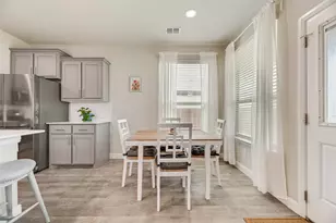 517 Frenchpark Dr, Fort Worth, TX 76052 - Photo 10