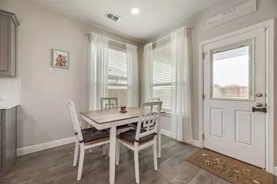 517 Frenchpark Drive, Fort Worth, TX 76052 - Photo 12