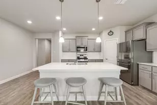 517 Frenchpark Dr, Fort Worth, TX 76052 - Photo 6