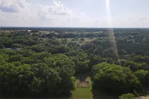 12150 Trailwood Dr, Whitney, TX 76692 - Photo 1