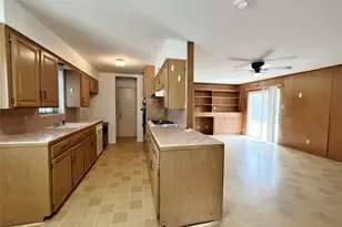 3641 Townsend Dr, Dallas, TX 75229 - Photo 6