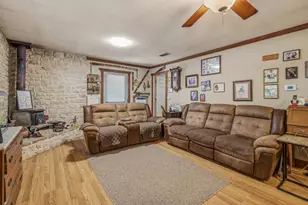 4611 Co Rd 226, Stephenville, TX 76401 - Photo 6