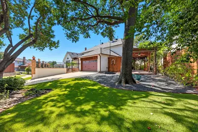 7632 Tallow Drive, Irving, TX 75063 - Photo 36