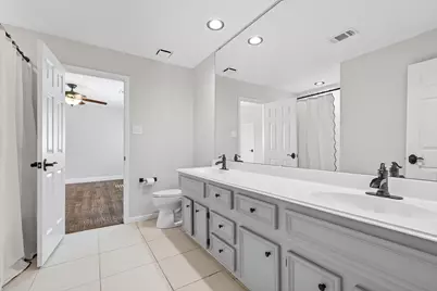 7632 Tallow Drive, Irving, TX 75063 - Photo 28