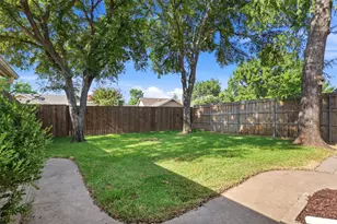 250 Creekside Ln, Coppell, TX 75019 - Photo 26