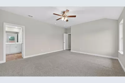 207 Sandstone Circle, Granbury, TX 76048 - Photo 10