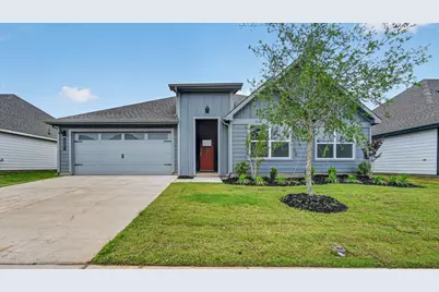 207 Sandstone Circle, Granbury, TX 76048 - Photo 1