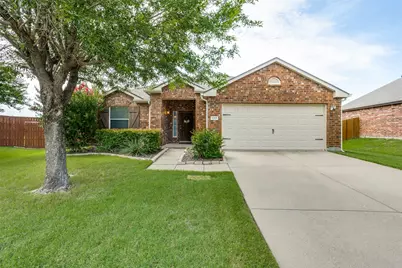 1303 Fayette Court, Wylie, TX 75098 - Photo 2
