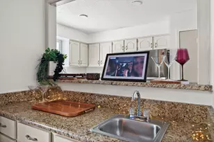 5335 Bent Tree Forest Dr, Dallas, TX 75248 - Photo 6