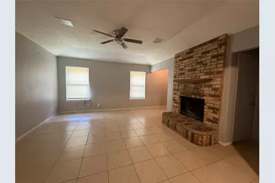 1712 San Rafael Street, Fort Worth, TX 76134 - Photo 4
