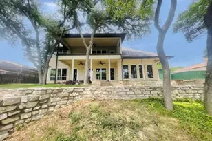 201 Casas Del Sur St, Granbury, TX 76049 - Photo 2