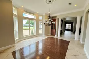 201 Casas Del Sur St, Granbury, TX 76049 - Photo 8