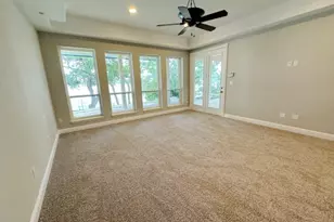 201 Casas Del Sur St, Granbury, TX 76049 - Photo 18