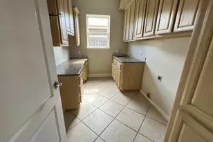 201 Casas Del Sur St, Granbury, TX 76049 - Photo 22
