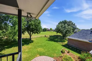 869 Thomas Crossing Dr, Fort Worth, TX 76028 - Photo 36
