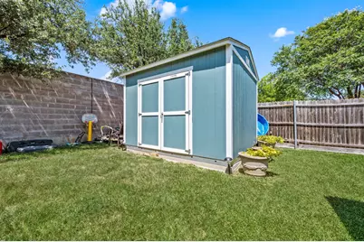 1337 Storm Drive, Bedford, TX 76022 - Photo 28