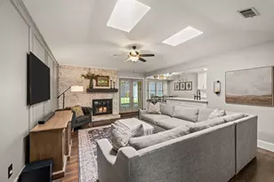 1337 Storm Dr, Bedford, TX 76022 - Photo 4