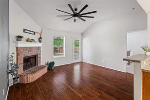 2717 Wildridge Ct, Fort Worth, TX 76108 - Photo 4