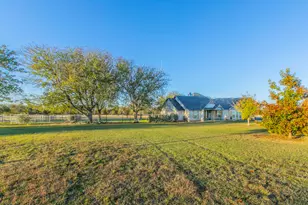 308 Wildflower, McGregor, TX 76657 - Photo 32
