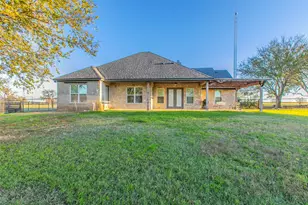 308 Wildflower, McGregor, TX 76657 - Photo 34