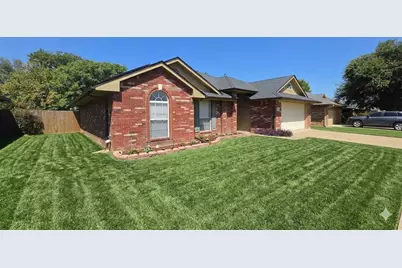 211 Vista Ridge Drive, Venus, TX 76084 - Photo 2
