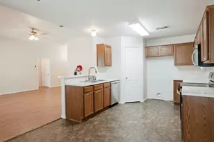 211 Vista Ridge Dr, Venus, TX 76084 - Photo 8