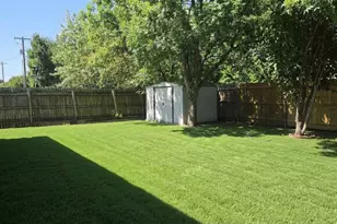 211 Vista Ridge Dr, Venus, TX 76084 - Photo 22