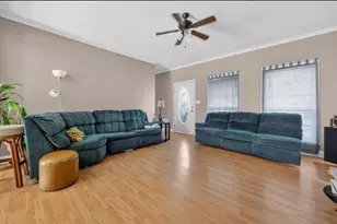 517 Wildewood Dr, Chandler, TX 75758 - Photo 2