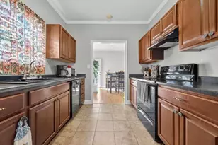 517 Wildewood Dr, Chandler, TX 75758 - Photo 4
