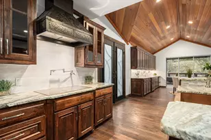 826 Skyline Dr, Argyle, TX 76226 - Photo 8