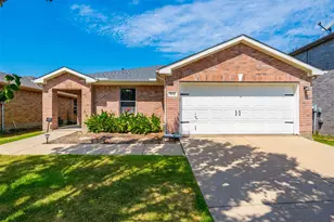1612 Crown Point Dr, Little Elm, TX 75036 - Photo 1