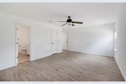 1612 Crown Point Drive, Little Elm, TX 75036 - Photo 16