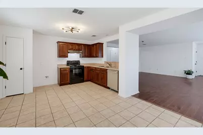 1612 Crown Point Drive, Little Elm, TX 75036 - Photo 12