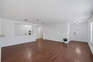 1612 Crown Point Dr, Little Elm, TX 75036 - Photo 10